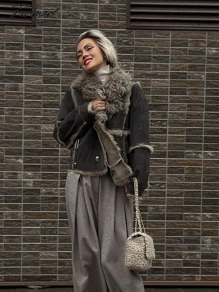 Plush Lapel Collar Short Jacket For Women Patchwork Long Sleeved Thicken Warm Coat Winter Fashion Female Street Outwears