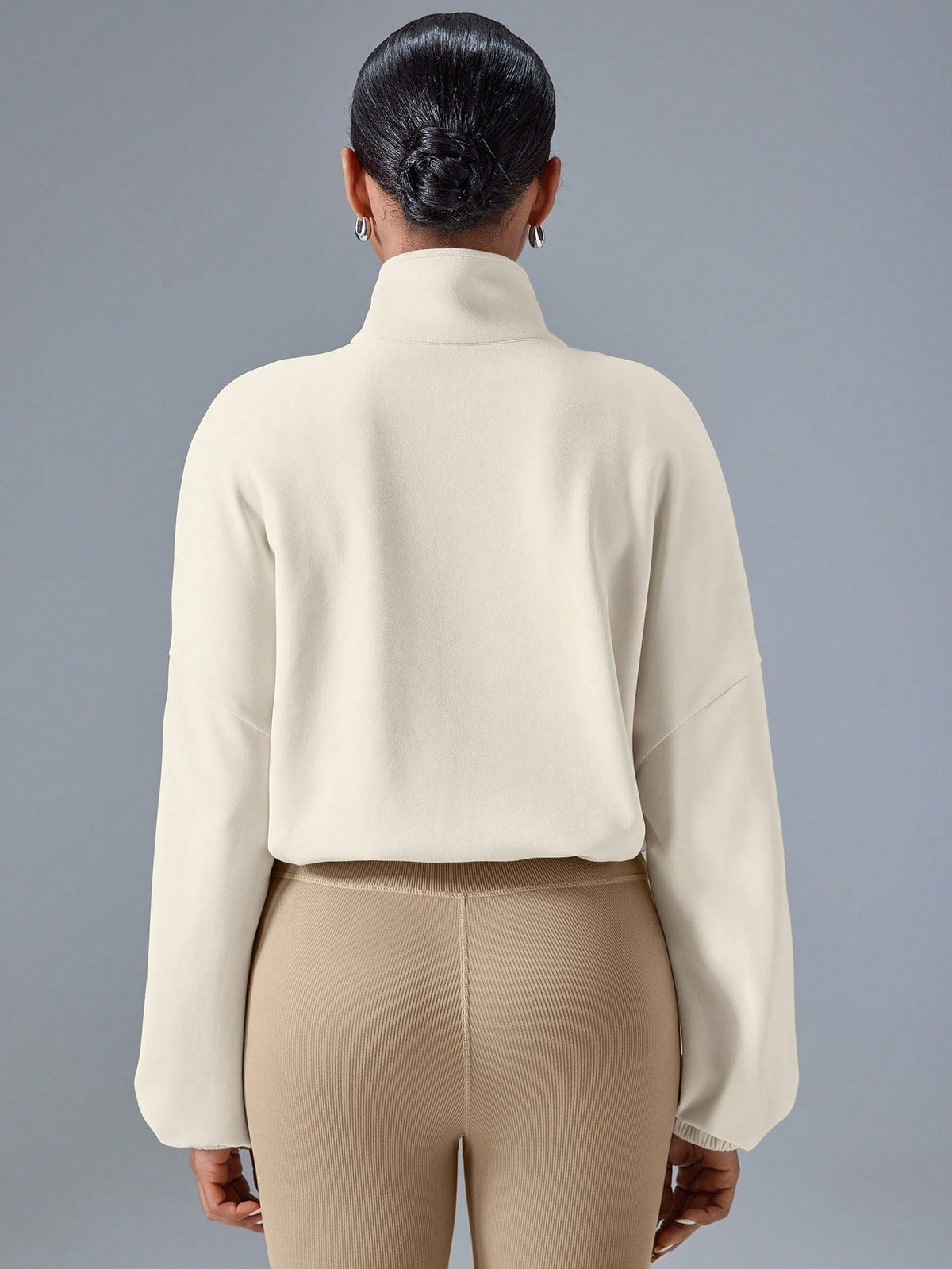 Cropped Zip Jacket For Women With Stand Collar And Pocket Details Lightweight Sporty Outdoor
