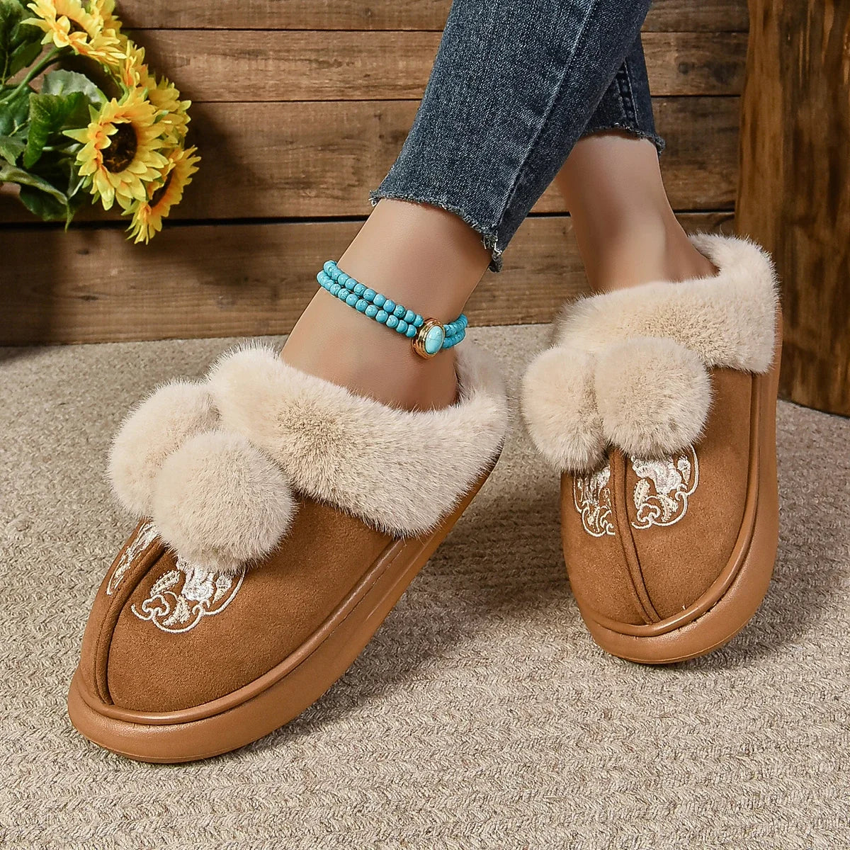 2024 Winter New Warm Women Snow Boots Indoor Comfortable Plush Shoes Platform Winter New Cute Cotton Slippers Zapatos De Muje