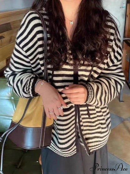 Contrasting Colors Striped Hooded Zipper Cardigan