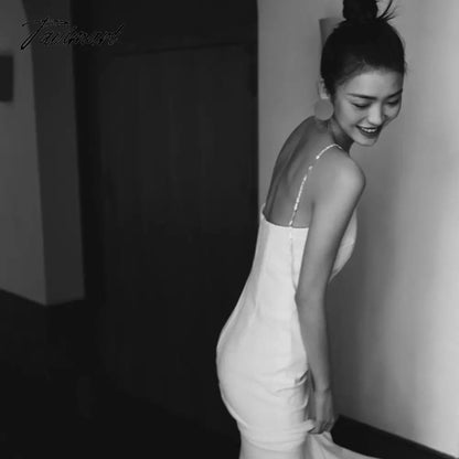 Halter Light Wedding Backless Vintage Simple White Slim Travel Photography Small Tail Beach Dresses Seaside Holiday Beach Dresse