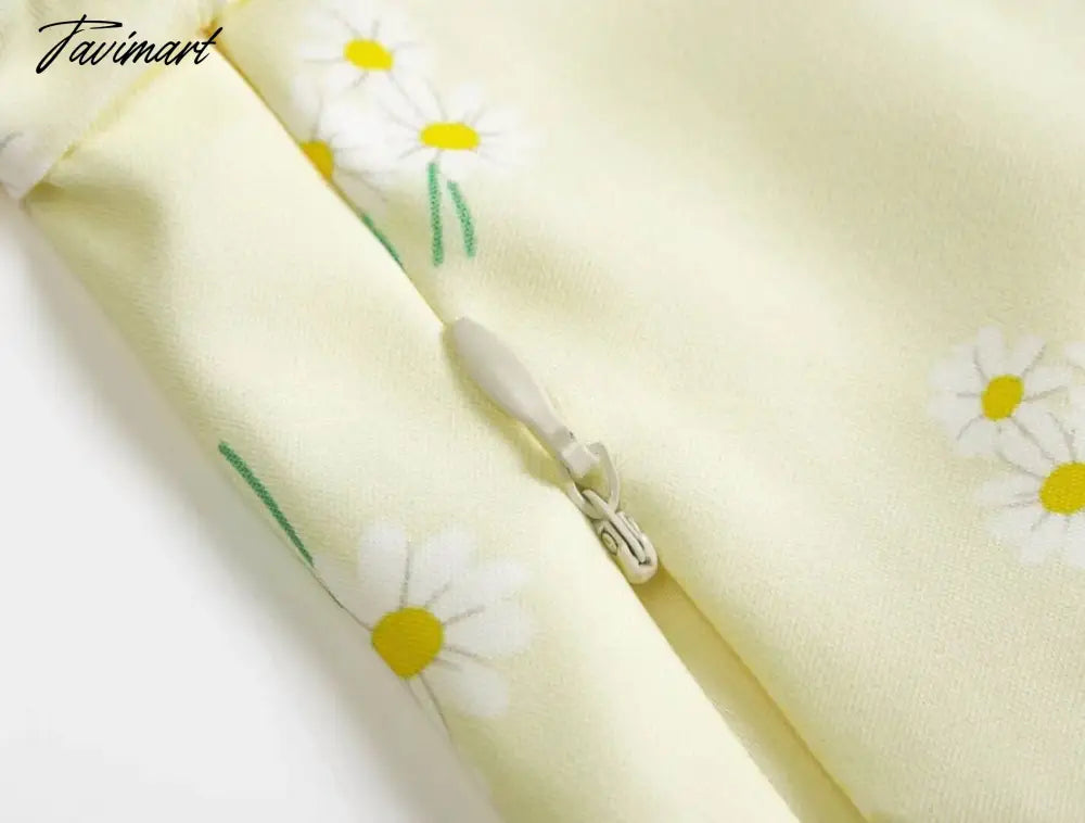Ins Blogger Fashion High Street Concealed Buckle Sexy Retro Floral Print Shirt Sexy Short Tops Casual Tshirt Women