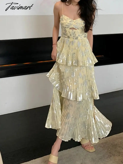 New Fashion Sexy Yellow Chiffon Pleated Cake Spaghetti Strap Dress Women Hollow Out Holiday Beach Dress Robe Female Clothing