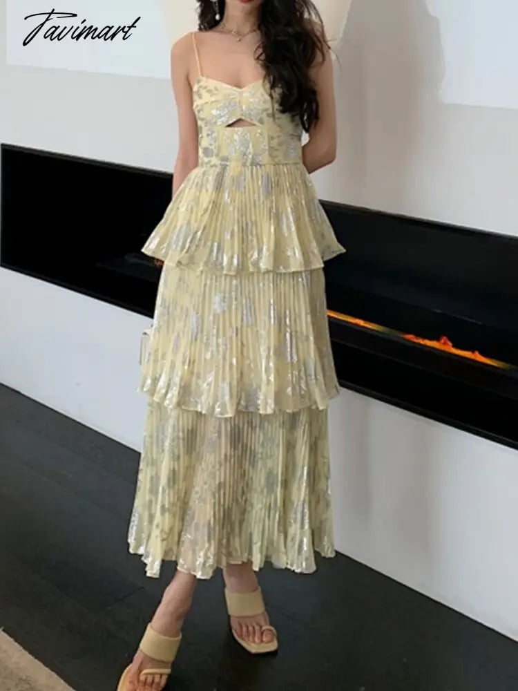 New Fashion Sexy Yellow Chiffon Pleated Cake Spaghetti Strap Dress Women Hollow Out Holiday Beach Dress Robe Female Clothing