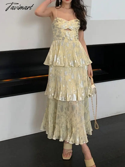 New Fashion Sexy Yellow Chiffon Pleated Cake Spaghetti Strap Dress Women Hollow Out Holiday Beach Dress Robe Female Clothing
