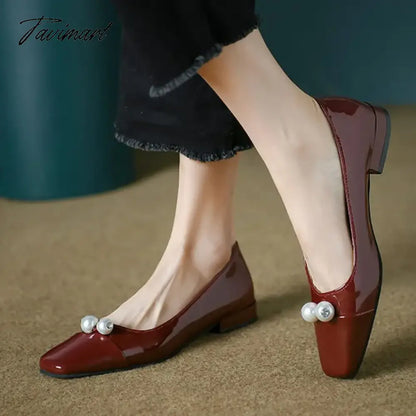 New Women's Flats Patent Leather Boat Shoes Square Toe Two Pearls Dress Shoes Low Heels Black Office Shallow Zapatos Mujer 1331N