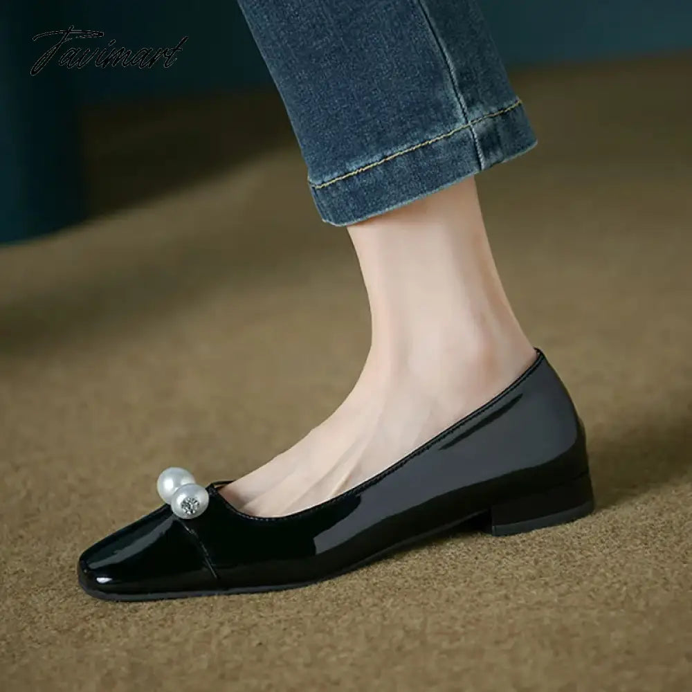 New Women's Flats Patent Leather Boat Shoes Square Toe Two Pearls Dress Shoes Low Heels Black Office Shallow Zapatos Mujer 1331N