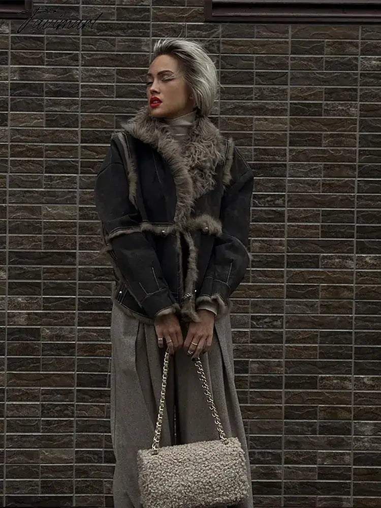 Plush Lapel Collar Short Jacket For Women Patchwork Long Sleeved Thicken Warm Coat Winter Fashion Female Street Outwears