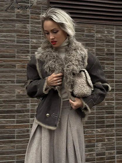 Plush Lapel Collar Short Jacket For Women Patchwork Long Sleeved Thicken Warm Coat Winter Fashion Female Street Outwears