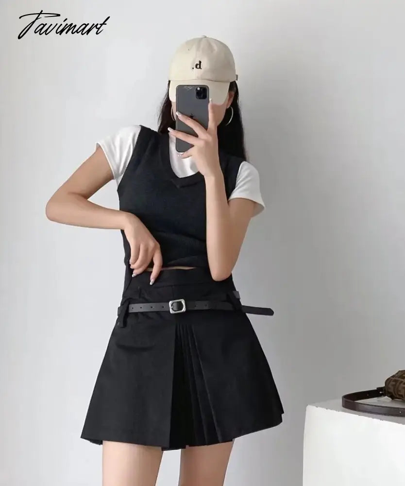 Women Ribbed Trims Knitted Crop Sweater Vest